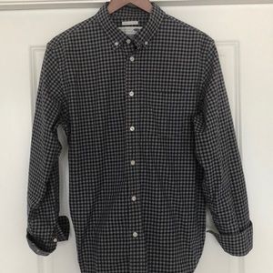 Men’s Old Navy Classic Shirt Medium